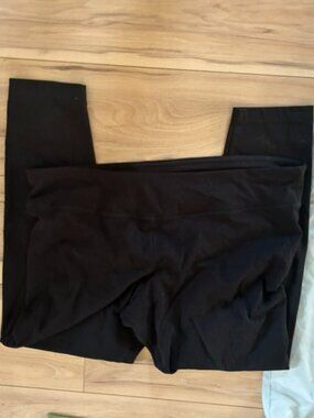 RAG Women’s Black High-Waist Leggings